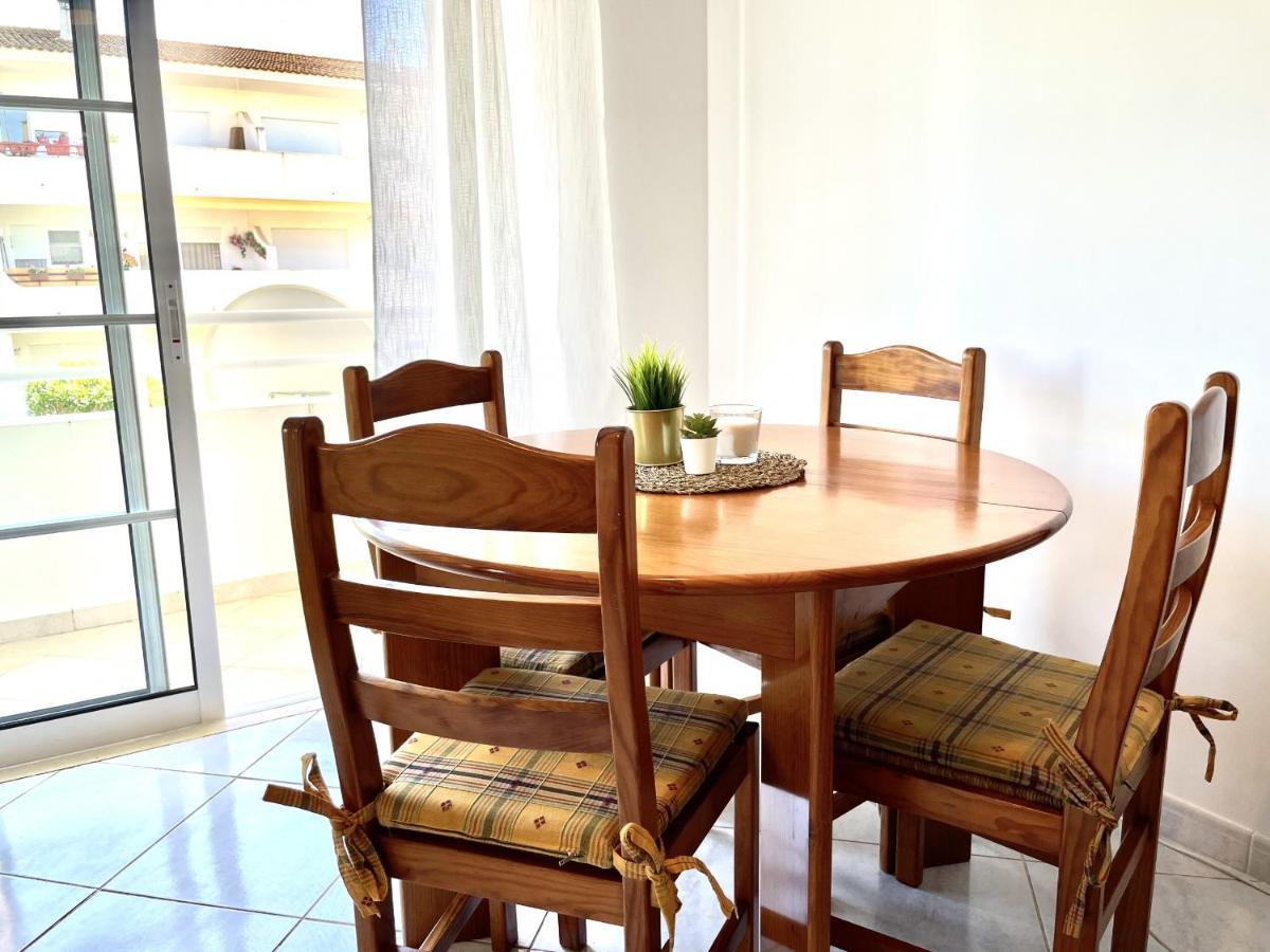 Amazing 1 Bedroom Apartment Near Marina Виламура Екстериор снимка