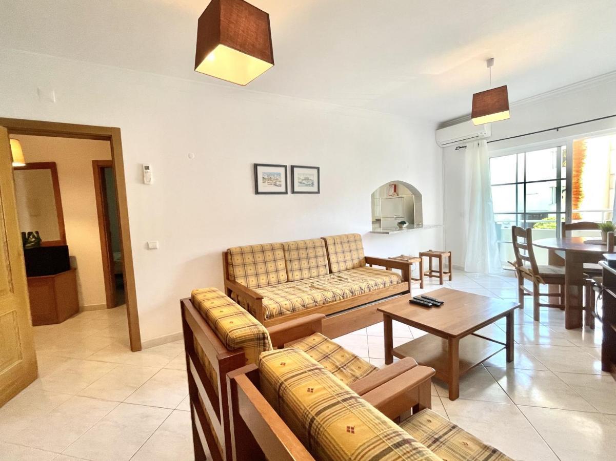 Amazing 1 Bedroom Apartment Near Marina Виламура Екстериор снимка