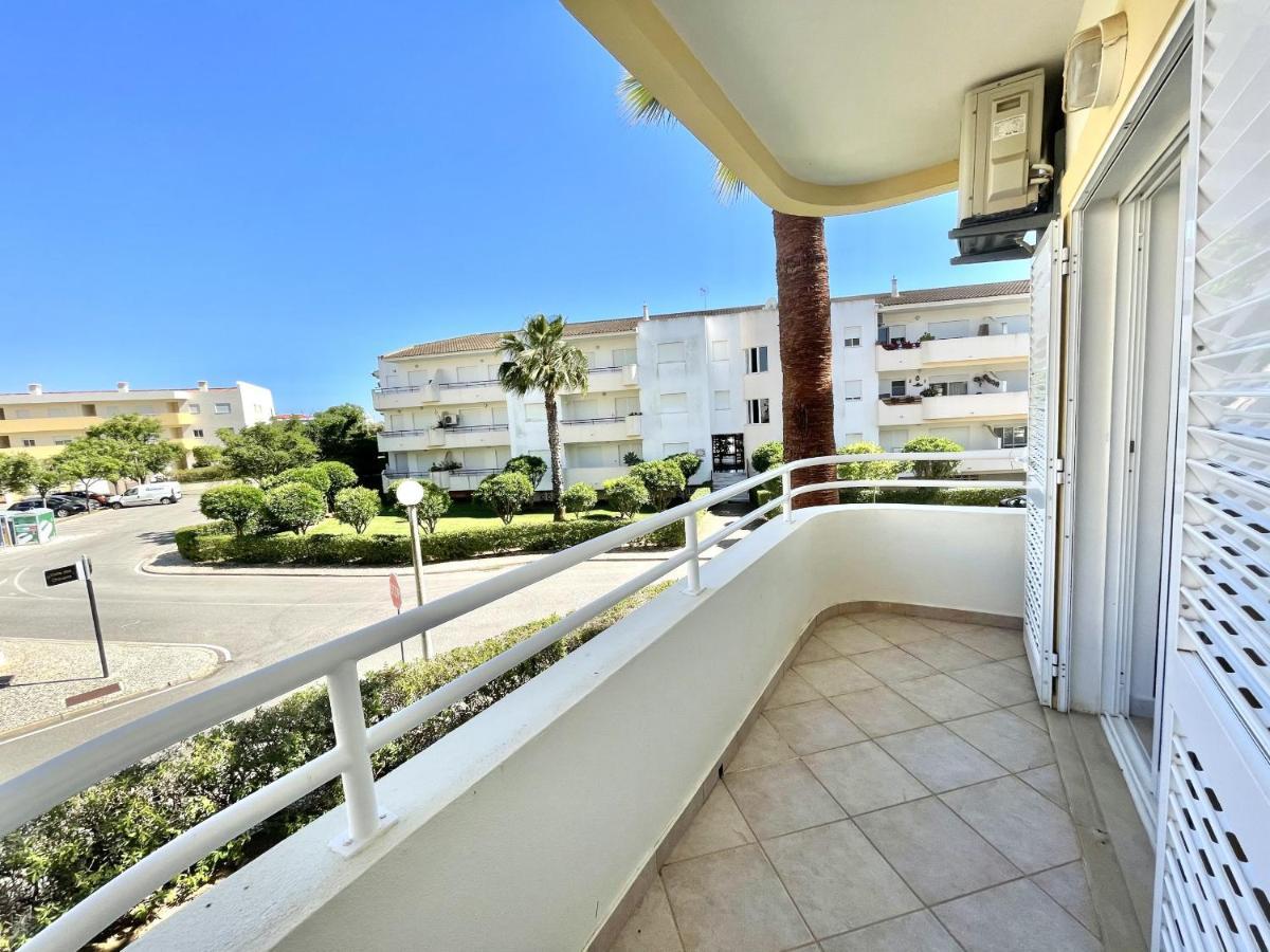 Amazing 1 Bedroom Apartment Near Marina Виламура Екстериор снимка