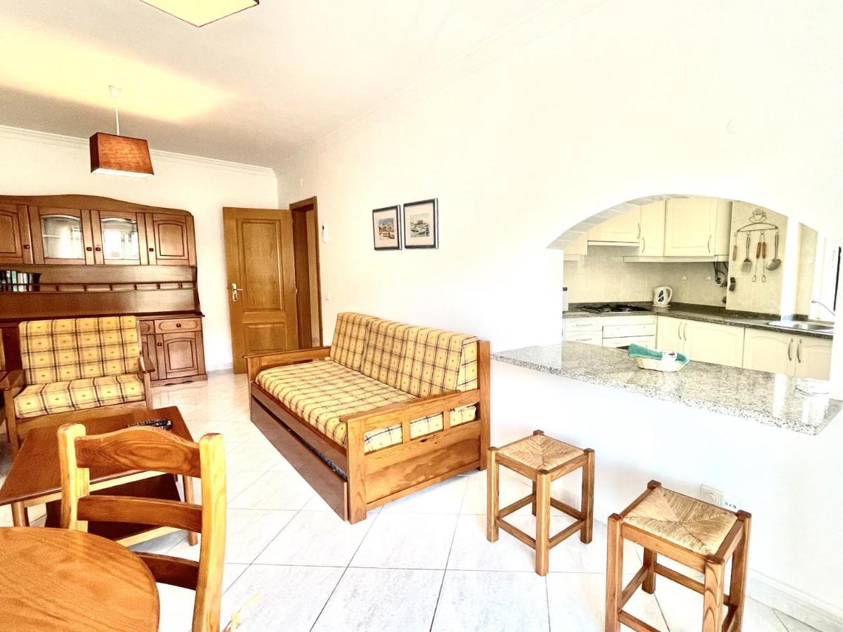 Amazing 1 Bedroom Apartment Near Marina Виламура Екстериор снимка